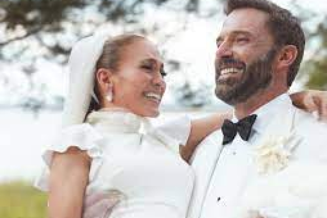 Jennifer Lopez dévoile les clichés inédits de son anniversaire de mariage 